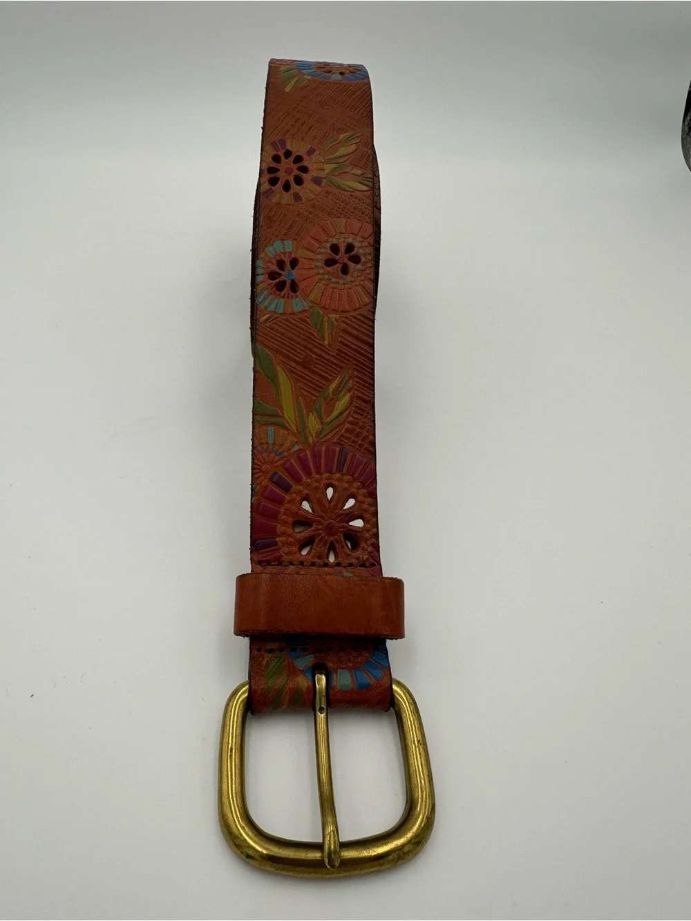 Vintage Fossil Painted Leather Floral Cutout Boho Belt BT3474998 Size Small